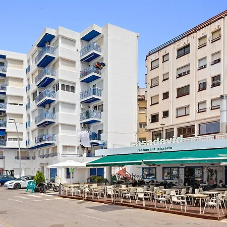 Vora Port L'Ampolla